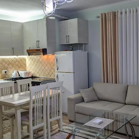 Spacious Modern Close To Centre - Rruga At Zef Valentini, Block 20, 2nd Floor Apartman