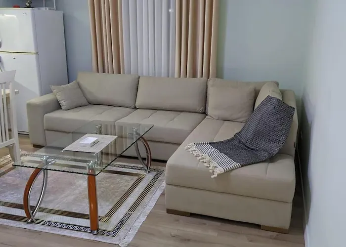 Apartman Spacious Modern Close To Centre - Rruga At Zef Valentini, Block 20, 2nd Floor *