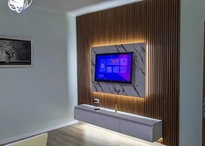 Spacious Modern Close To Centre - Rruga At Zef Valentini, Block 20, 2nd Floor * Tirana